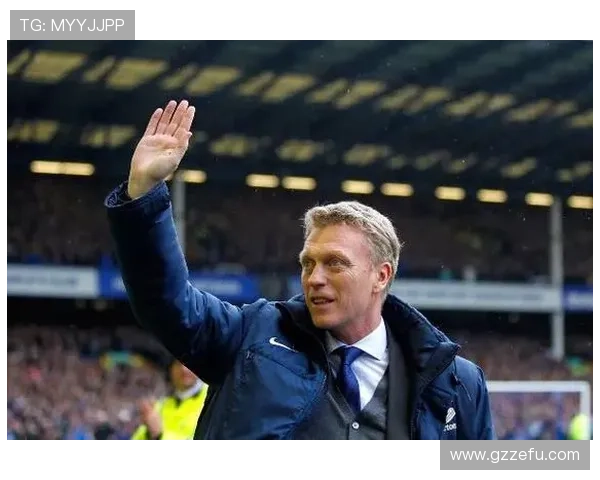 莫耶斯重返英超，带领新球队迎接挑战状态备受关注